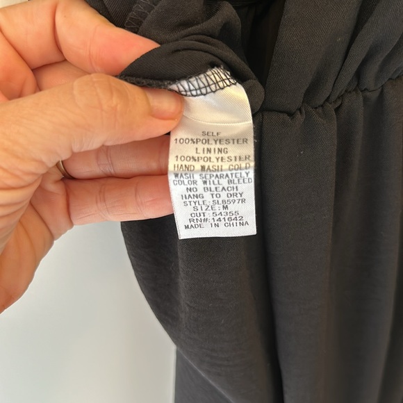 Black jumper - Picture 6 of 6